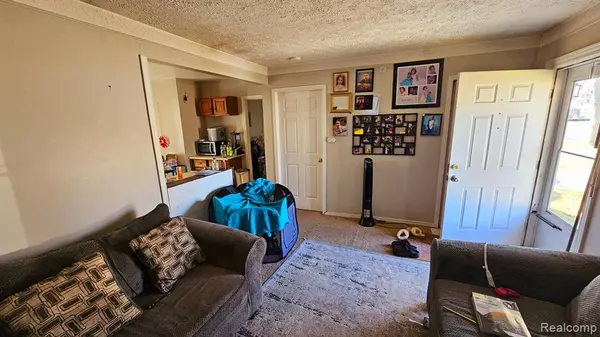 Roseville, MI 48066,26620 ACADEMY Street