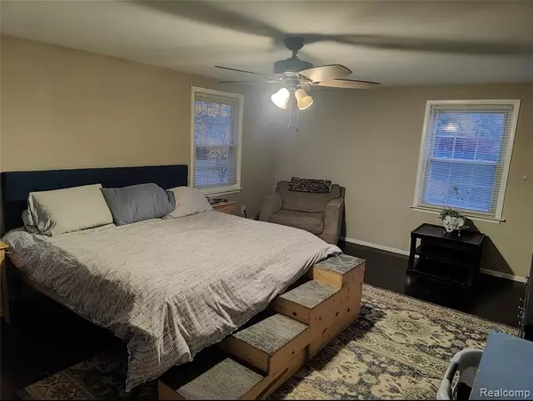 Warren, MI 48093,31971 Gilbert Drive