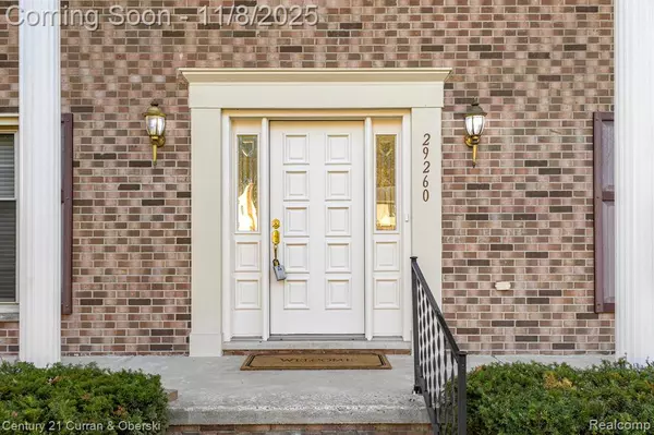 29260 New Bradford, Farmington Hills, MI 48331