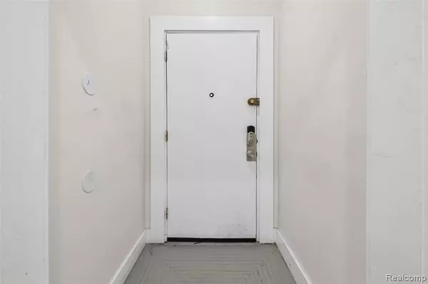 Detroit, MI 48202,280 Hague Street