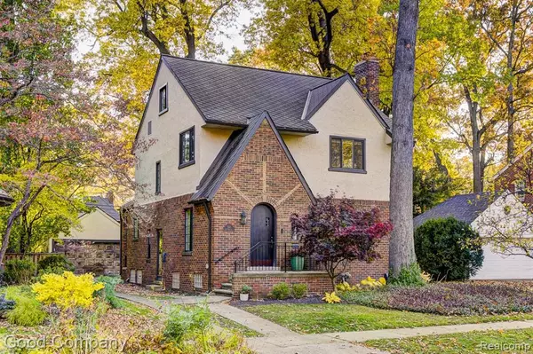 551 W Oakridge Street, Ferndale, MI 48220