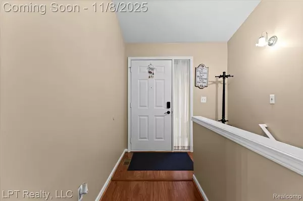 Sterling Heights, MI 48312,13139 Highland Circle Circle