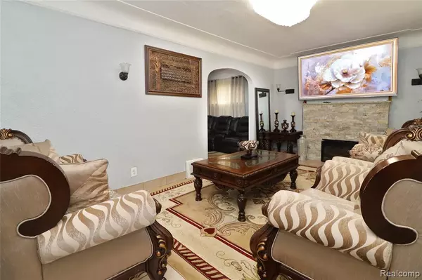 Dearborn, MI 48126,4561 Curtis Street