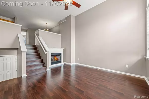 Walled Lake, MI 48390,460 Old Pine Way