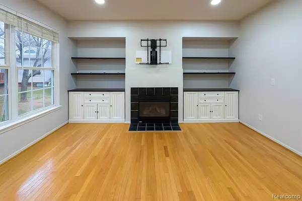 Farmington Hills, MI 48331,38238 Remington Park, Farmington Hills