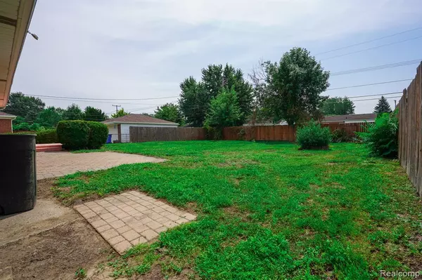 Warren, MI 48089,14670 Shirley Avenue