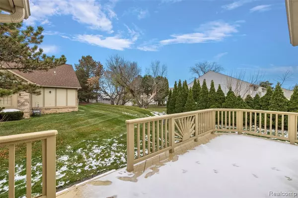 Clinton Twp, MI 48038,42590 Schienle Lane