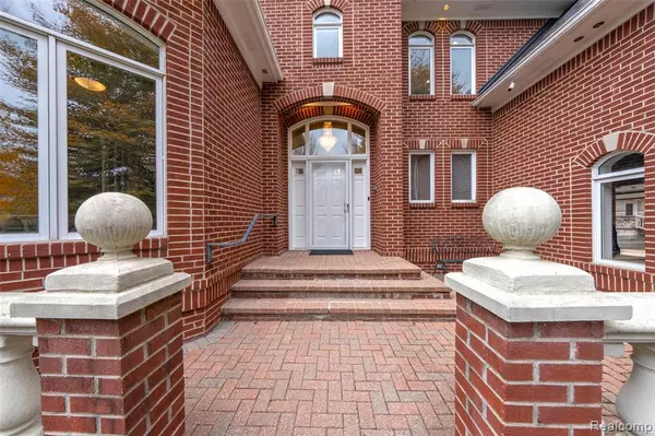 Shelby Twp, MI 48315,12277 Forest Glen Lane