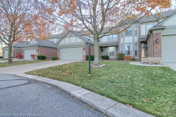 Canton, MI 48188,41816 White Tail Lane