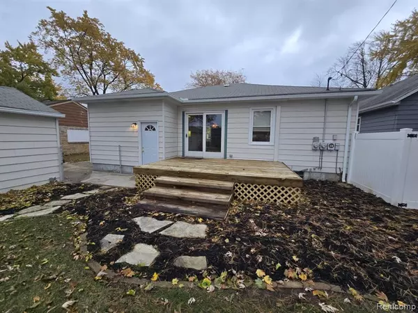 Port Huron, MI 48060,1219 16th Street