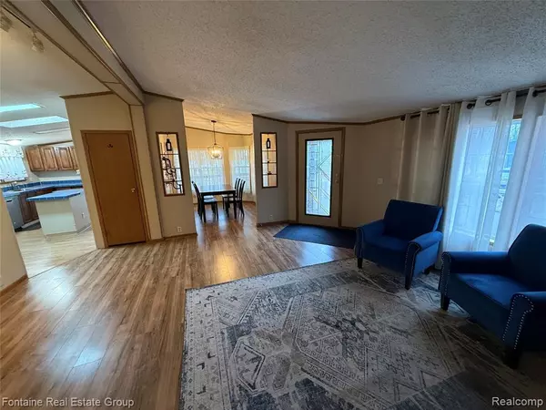 Romulus, MI 48174,6678 Laramie