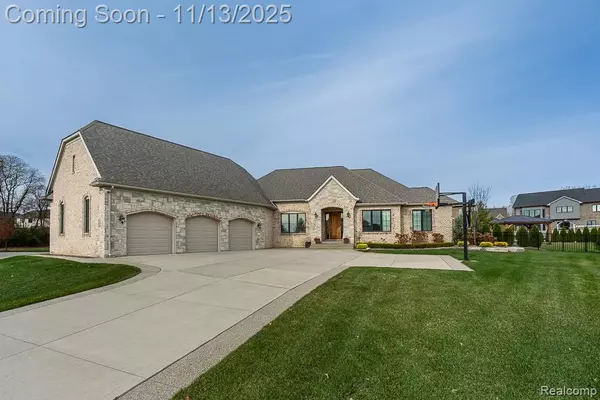 1637 Serene Court, Rochester Hills, MI 48306