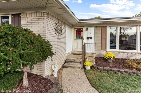 Dearborn Heights, MI 48127,6104 Ardmore Park Circle