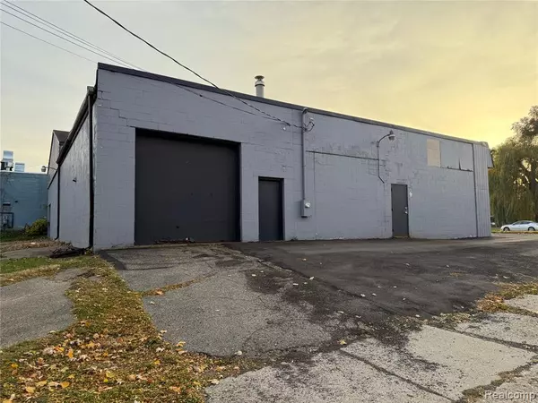 Pontiac, MI 48340,1570 Baldwin Avenue