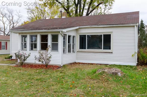 Pontiac, MI 48340,577 Peacock Avenue