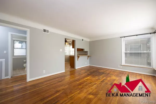 Madison Heights, MI 48071,26114 PALMER Boulevard