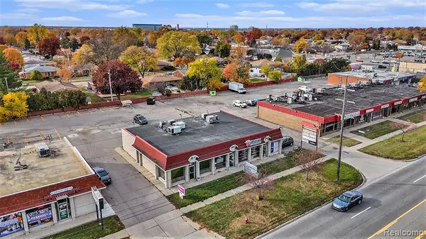 Warren, MI 48093,28711 #28717 Hoover Road