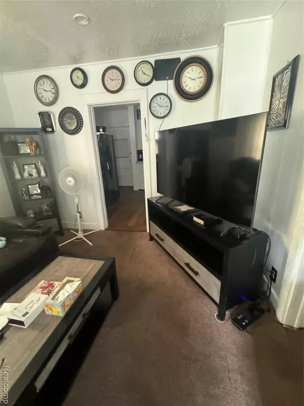 Pontiac, MI 48341,313 W Wilson Avenue