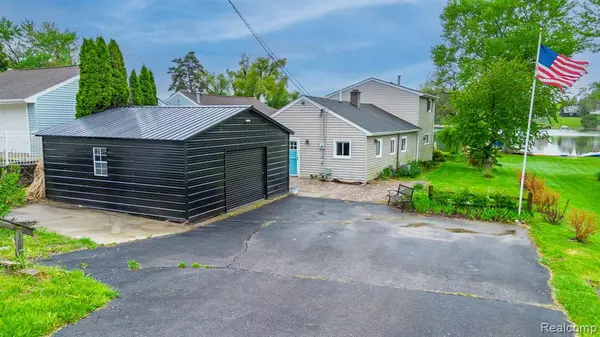 Lake Orion, MI 48362,656 Lawson Drive