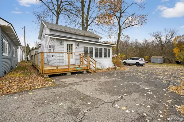 Fenton, MI 48430,2040 Linden Street