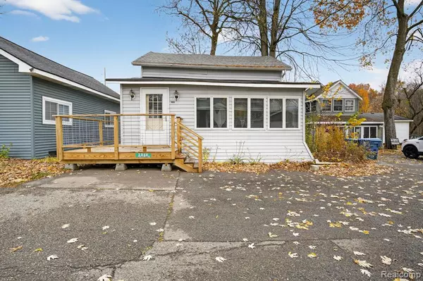 2040 Linden Street, Fenton, MI 48430