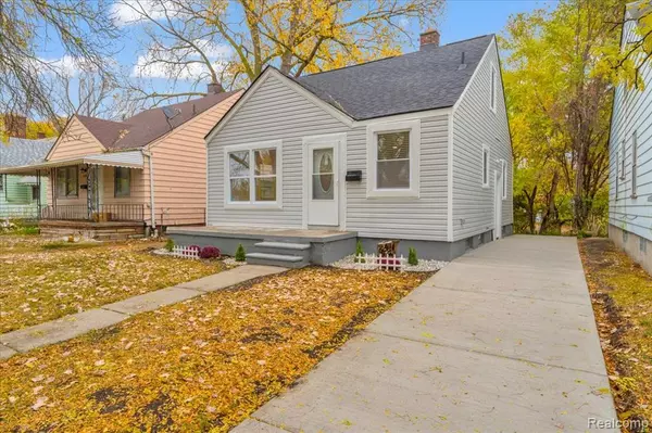 Detroit, MI 48228,8878 Lauder Street