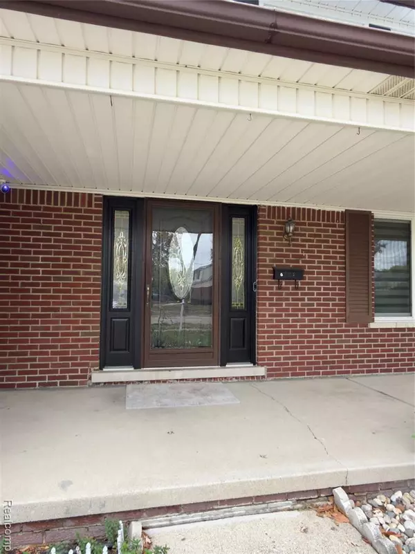 Sterling Heights, MI 48310,4123 Bieber Drive