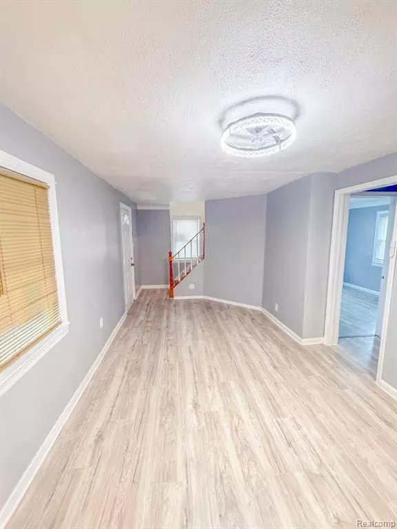 Warren, MI 48091,20870 Curie Avenue