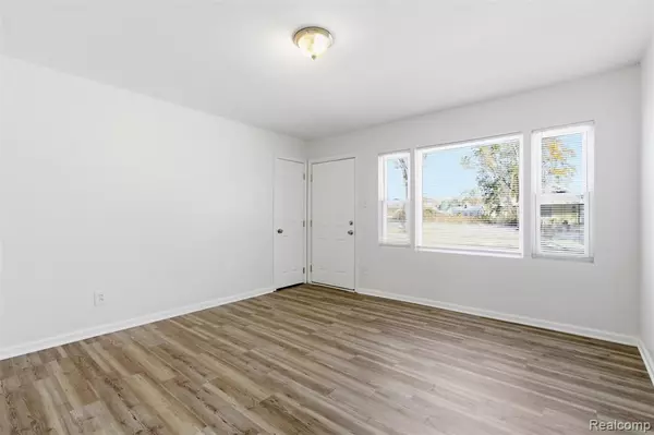 Inkster, MI 48141,27053 Norfolk Street