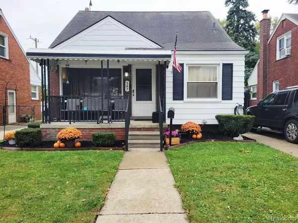 547 Moran Avenue, Lincoln Park, MI 48146