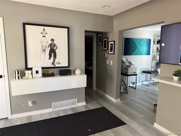 Clarkston, MI,74 S Holcomb Road