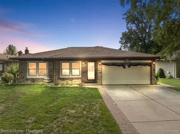 35715 Maureen Drive, Sterling Heights, MI 48310