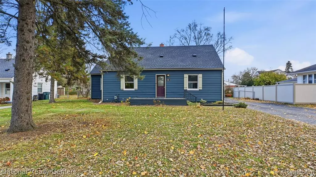 11850 N Haggerty E Road, Plymouth, MI 48170