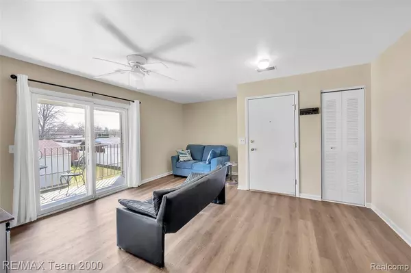 Allen Park, MI 48101,10045 Allen Pointe Drive