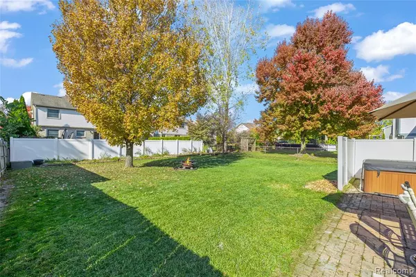 Canton, MI 48188,1152 Heritage Drive