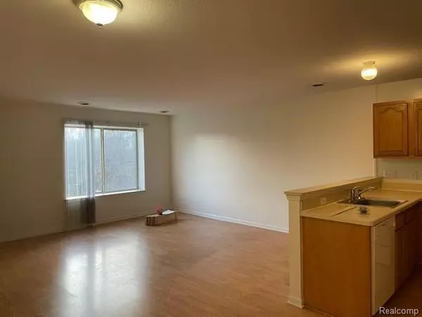 Dearborn Heights, MI 48127,14 EDEN PARK Drive