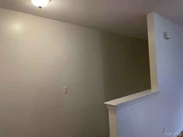 Dearborn Heights, MI 48127,14 EDEN PARK Drive