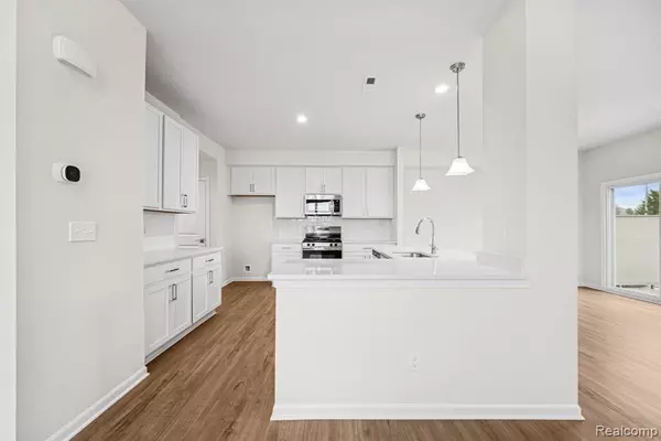 Saline, MI 48176,1703 Tillage Street