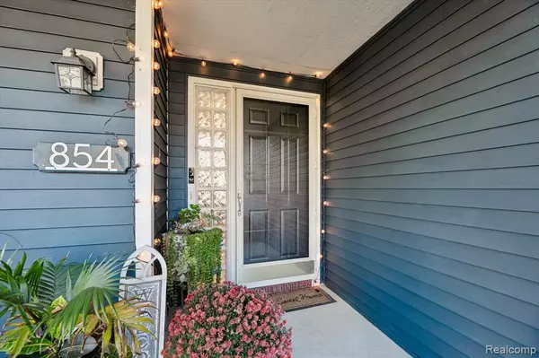 South Lyon, MI 48178,854 Westbrooke Drive