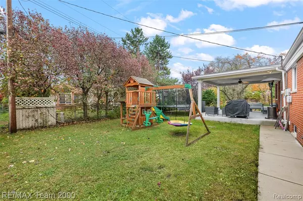 Dearborn Heights, MI 48127,1262 Sherbourne Drive