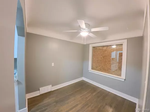 Detroit, MI 48219,19472 Patton Street