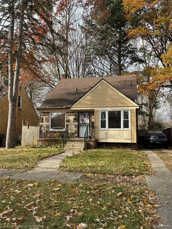 Detroit, MI 48219,16165 W Parkway Street