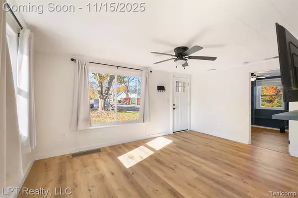 Fenton, MI 48430,311 S Lemen Street