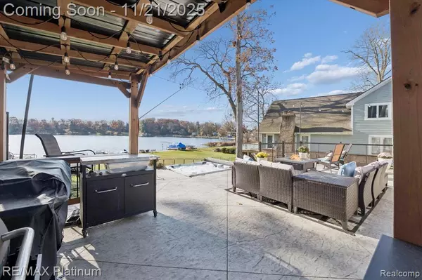 Brighton, MI 48116,4009 Highcrest Drive