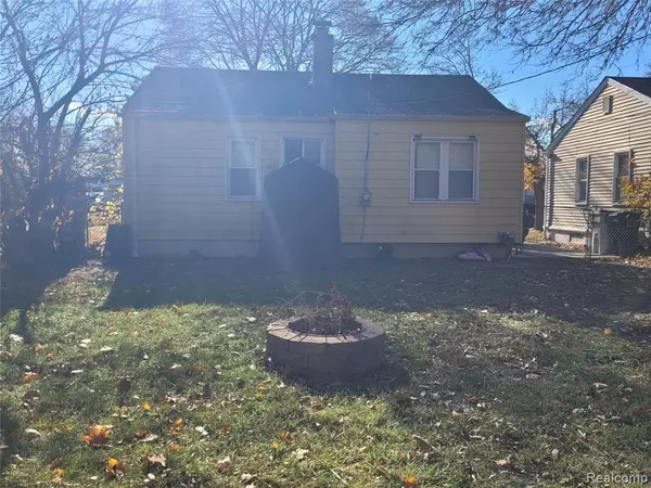 Hazel Park, MI 48030,1721 E Milton E Avenue