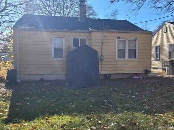 Hazel Park, MI 48030,1721 E Milton E Avenue