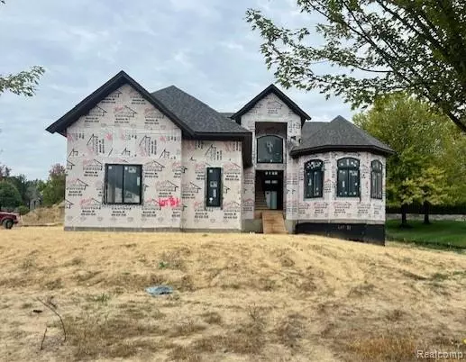 Washington, MI,61367 BEACON HILL Drive