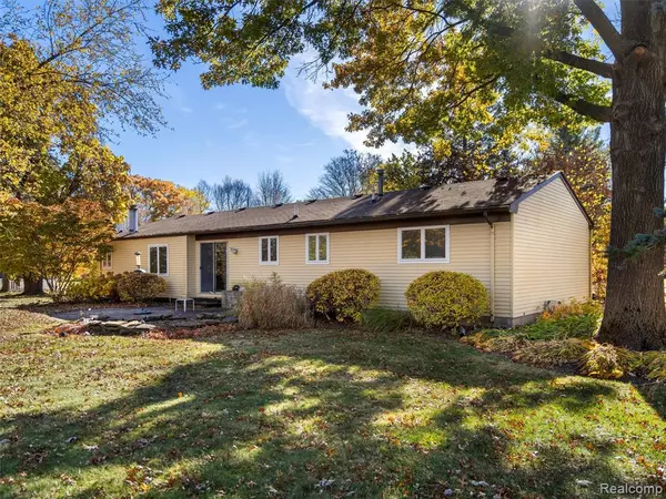 Rochester Hills, MI 48307,920 Grace Avenue