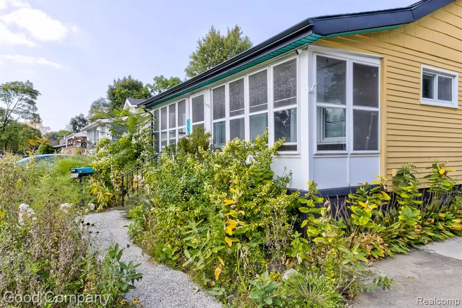 1526 Albany Street, Ferndale, MI 48220