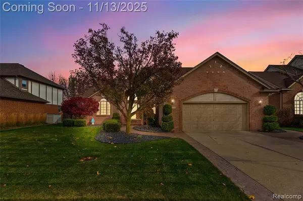 48528 Lafayette Drive, Macomb, MI 48044